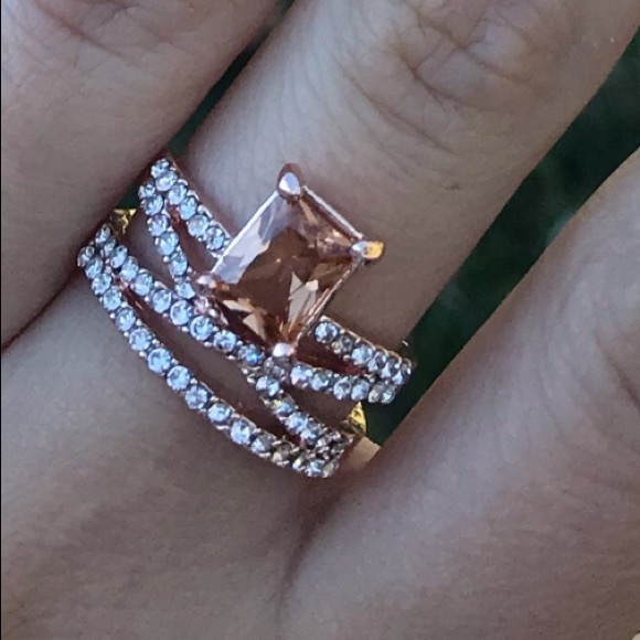 18k Rose Gold Morganite Ring - Picture 15 of 15